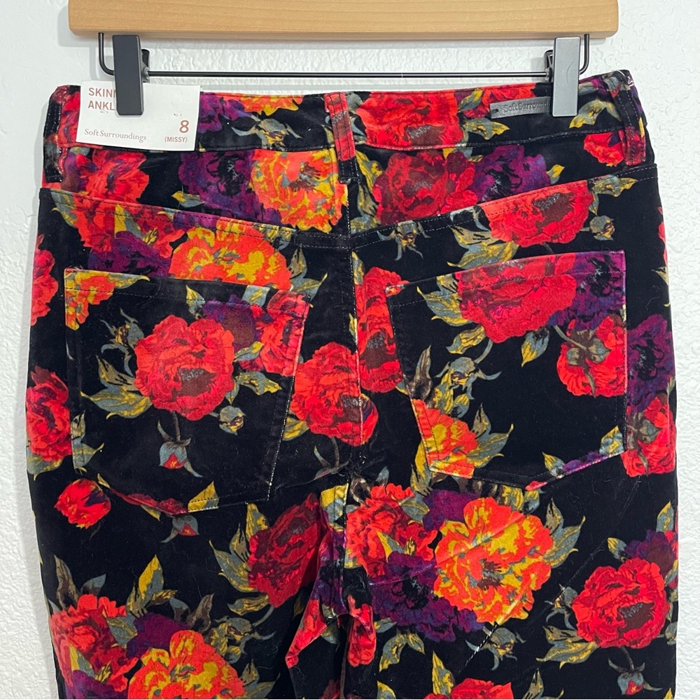 SOFT SURROUNDINGS Velvet Black Floral High Rise Skinny Pants Size 8 NWT - Picture 4 of 5